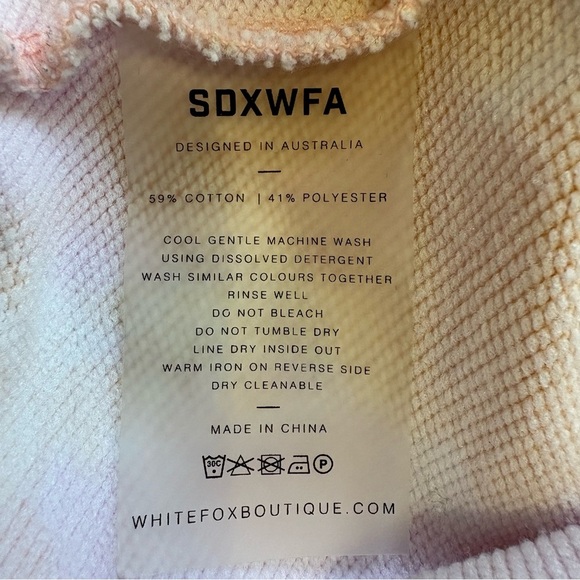 Sarah’s Day X White Fox Active Limited Edition Cropped Crewneck Women’s Medium - Picture 4 of 10
